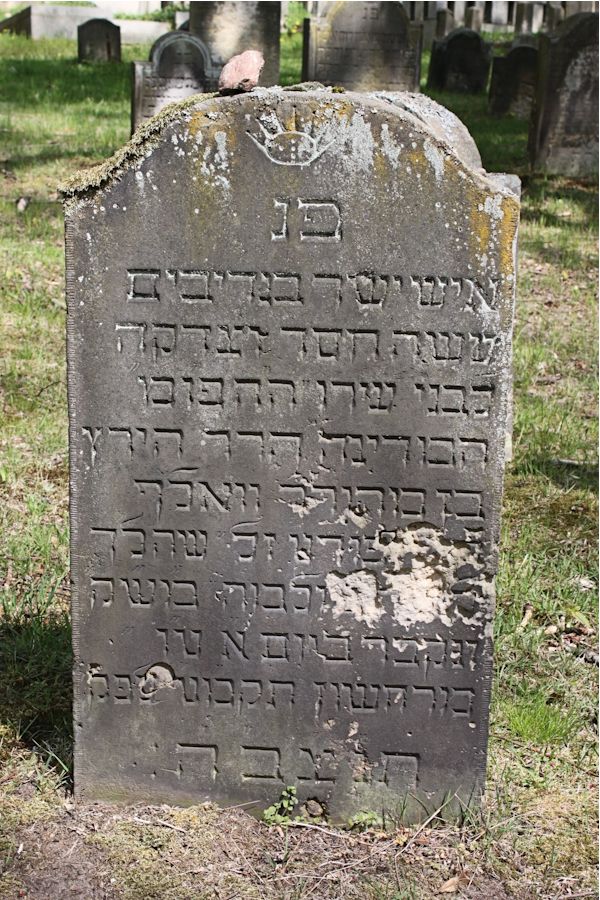 Grabstein Nummer 38 auf dem Friedhof Potsdam