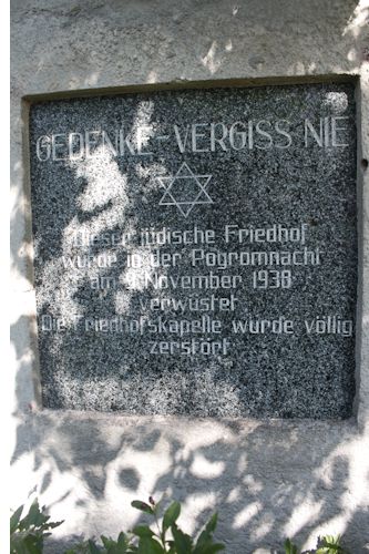 Grabstein Nummer 60 auf dem Friedhof Fürstenwalde