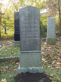 Grabstein Nummer 105 auf dem Friedhof Prenzlau