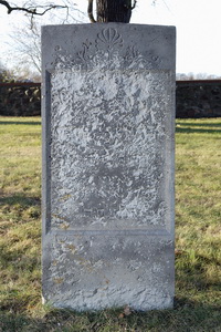 Grabstein Nummer 15 auf dem Friedhof Schwedt