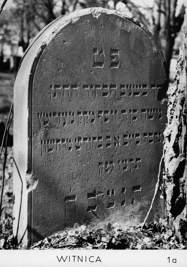 Grabstein Nummer 5 auf dem Friedhof Witnica (Vietz)