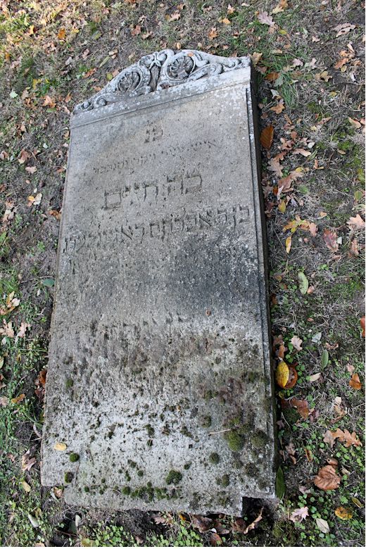 Grabstein Nummer 46 auf dem Friedhof Storkow