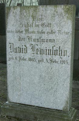 Grabstein Nummer 158 auf dem Friedhof Wriezen