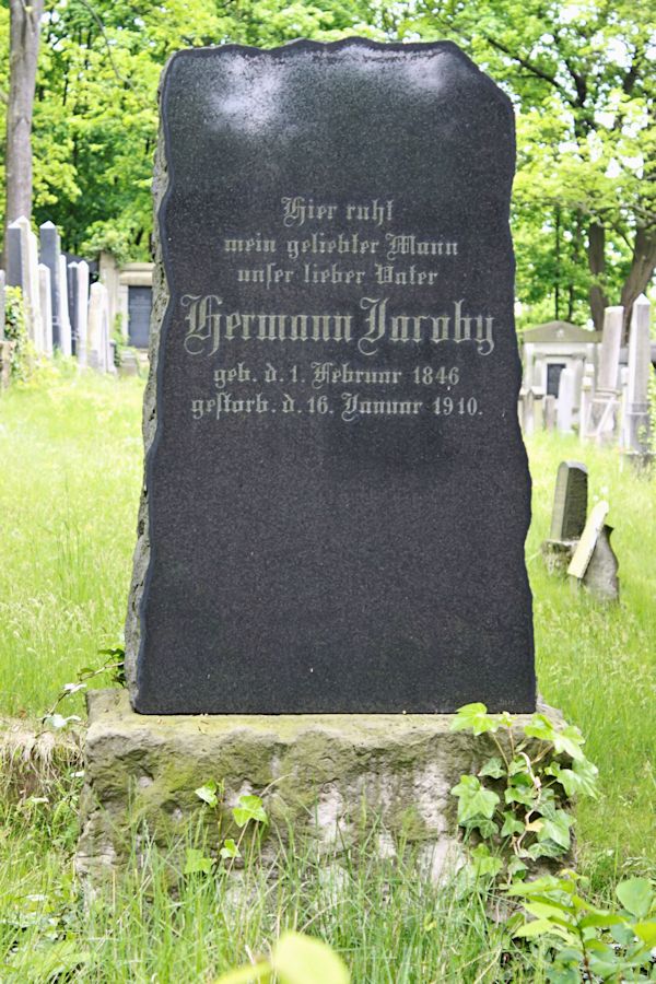 Grabstein Nummer 473 auf dem Friedhof Potsdam