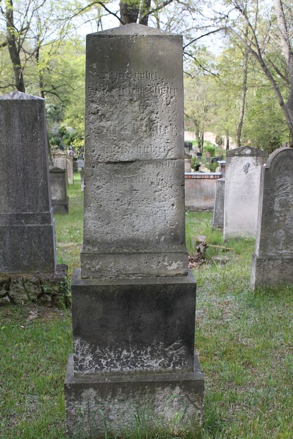 Grabstein Nummer 301 auf dem Friedhof Potsdam