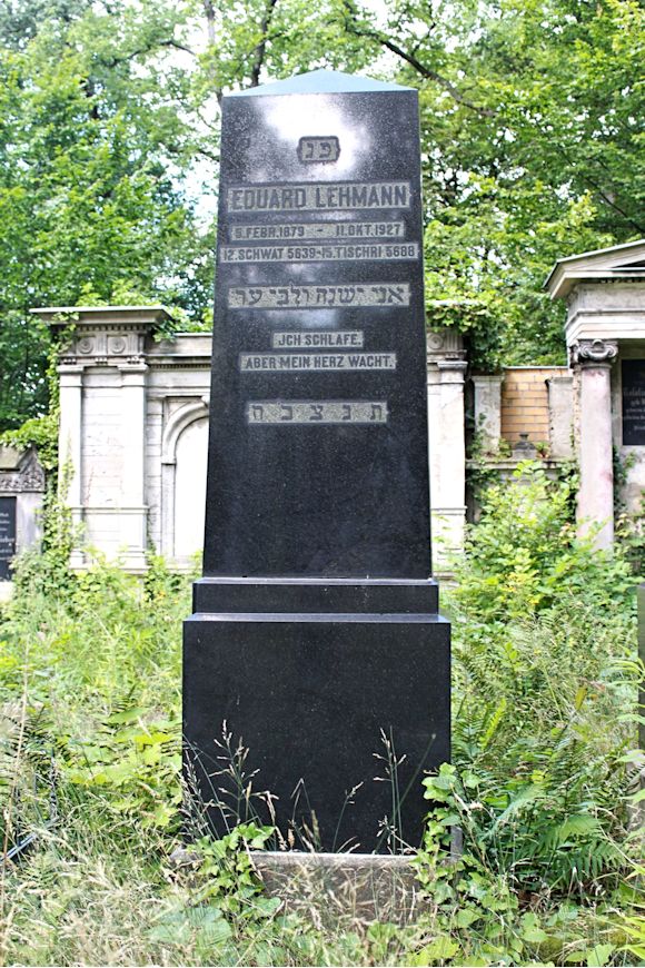 Grabstein Nummer 437 auf dem Friedhof Potsdam
