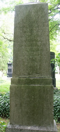 Grabstein Nummer 60 auf dem Friedhof Schwedt