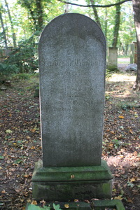 Grabstein Nummer 18 auf dem Friedhof Lindow