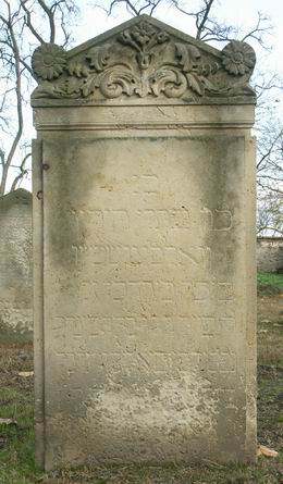 Grabstein Nummer 28 auf dem Friedhof Wriezen
