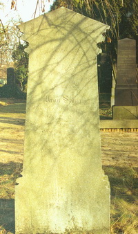 Grabstein Nummer 24 auf dem Friedhof Schwedt
