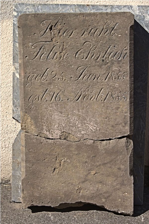Grabstein Nummer 1721 auf dem Friedhof Potsdam