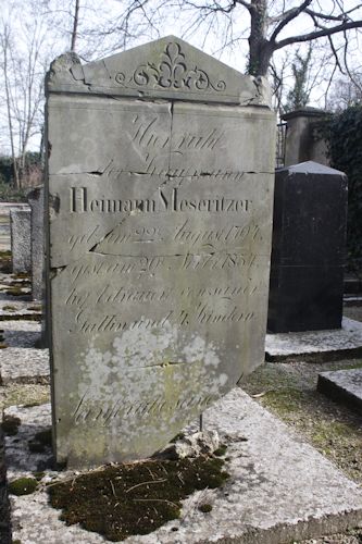 Grabstein Nummer 33 auf dem Friedhof Fürstenwalde