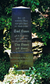 Grabstein Nummer 100 auf dem Friedhof Prenzlau