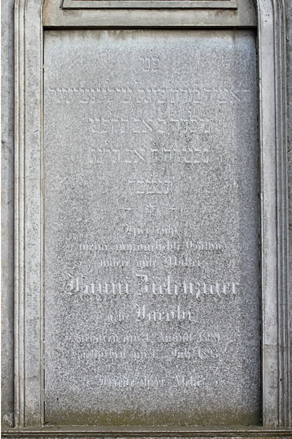 Grabstein Nummer 4633 auf dem Friedhof Potsdam
