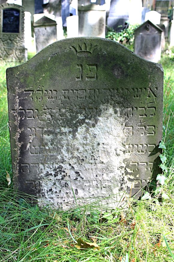Grabstein Nummer 122 auf dem Friedhof Potsdam