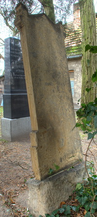 Grabstein Nummer 109 auf dem Friedhof Schwedt