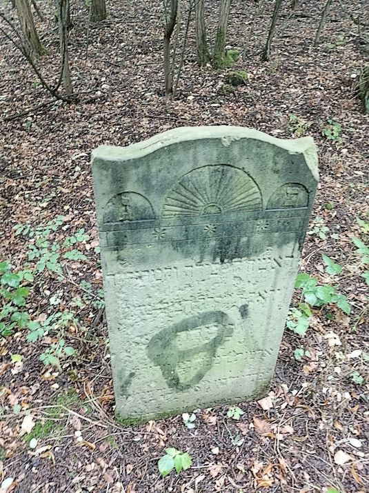 Grabstein Nummer 126 auf dem Friedhof Trzciel (Tirschtiegel)