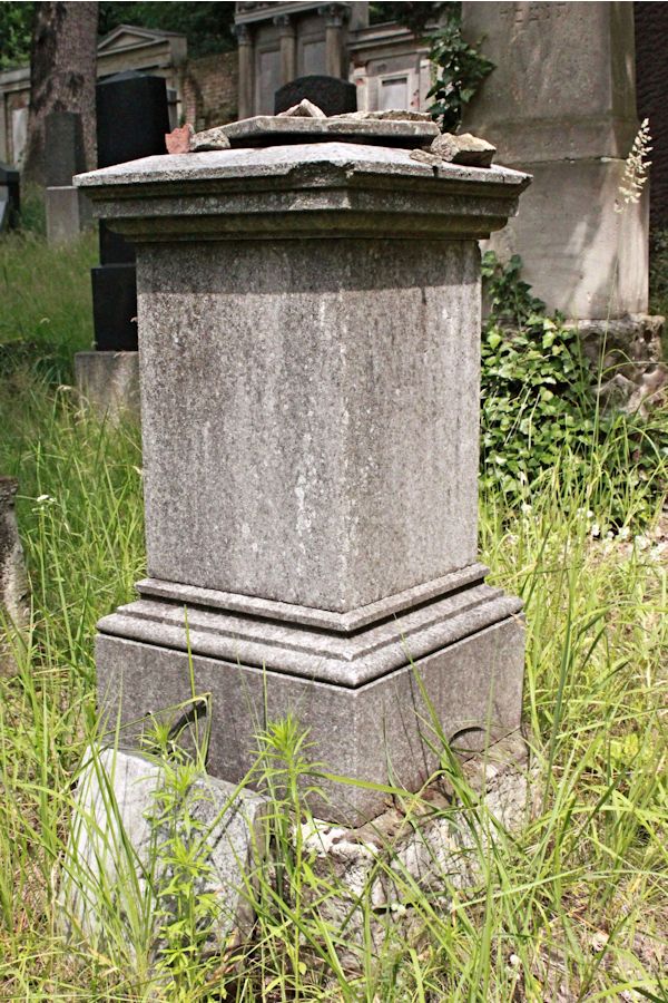 Grabstein Nummer 314 auf dem Friedhof Potsdam