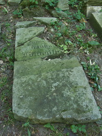 Grabstein Nummer 8 auf dem Friedhof Biesenthal