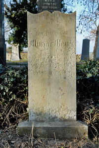 Grabstein Nummer 48 auf dem Friedhof Schwedt