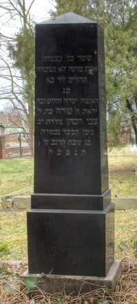 Grabstein Nummer 104 auf dem Friedhof Schwedt