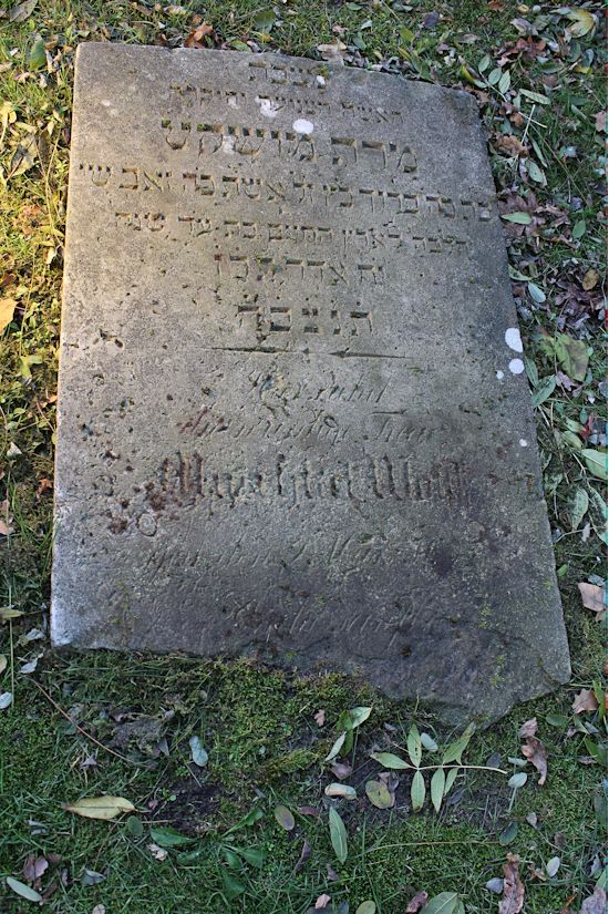Grabstein Nummer 58 auf dem Friedhof Storkow