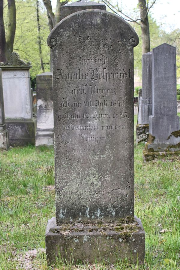 Grabstein Nummer 276 auf dem Friedhof Potsdam