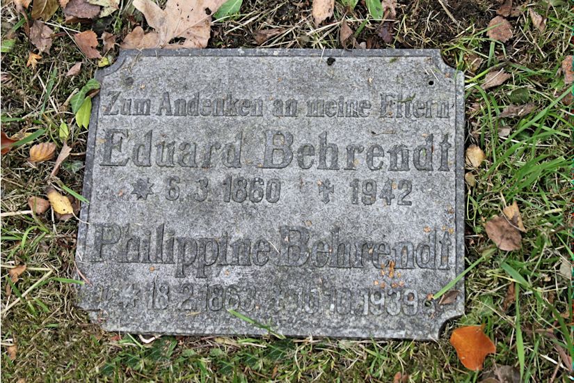 Grabstein Nummer 5192 auf dem Friedhof Potsdam