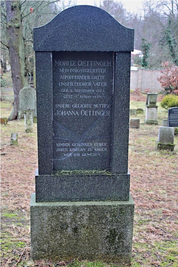 Grabstein Nummer 404 auf dem Friedhof Potsdam