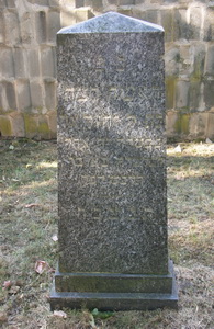 Grabstein Nummer 3 auf dem Friedhof Wittenberge