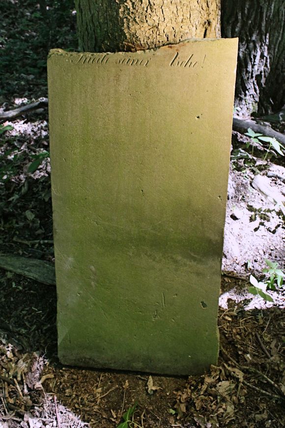 Grabstein Nummer 30 auf dem Friedhof Torzym (Sternberg)