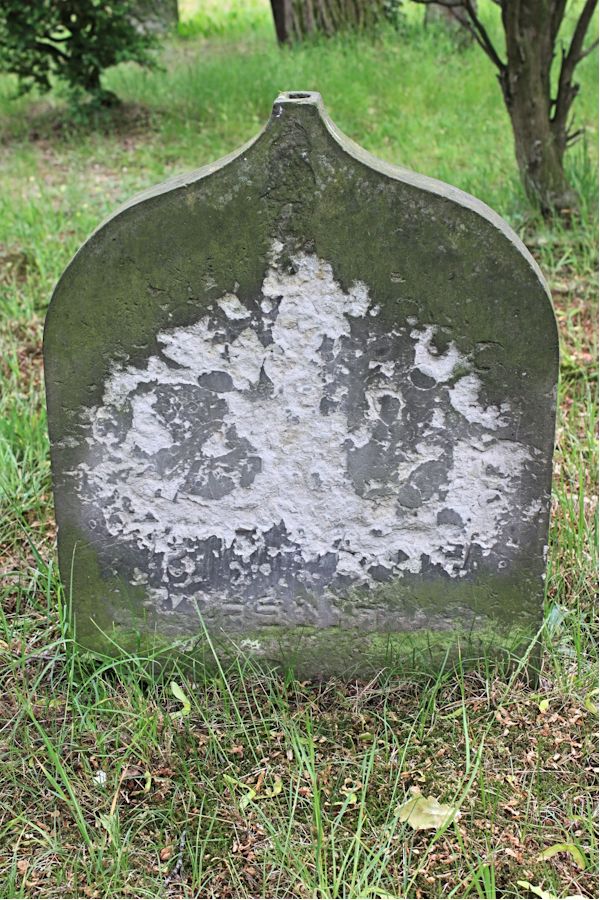 Grabstein Nummer 385 auf dem Friedhof Potsdam