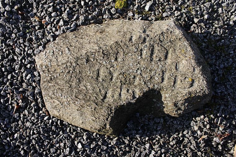 Grabstein Nummer 6 auf dem Friedhof Międzyrzecz (Meseritz)