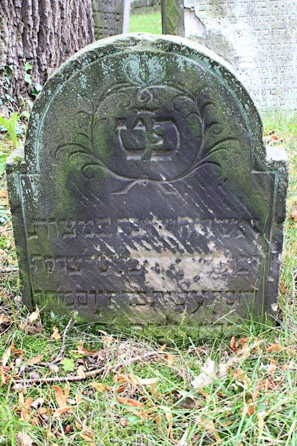 Grabstein Nummer 53 auf dem Friedhof Potsdam