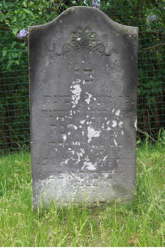 Grabstein Nummer 6 auf dem Friedhof Oderberg