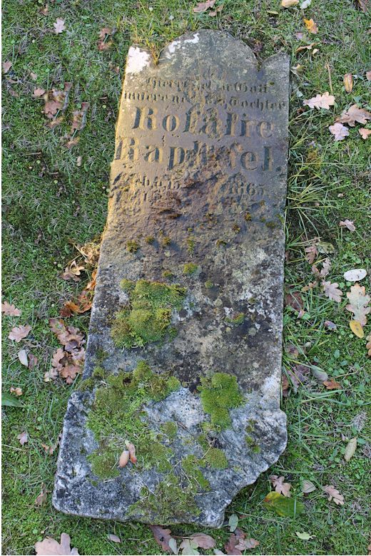 Grabstein Nummer 71 auf dem Friedhof Storkow
