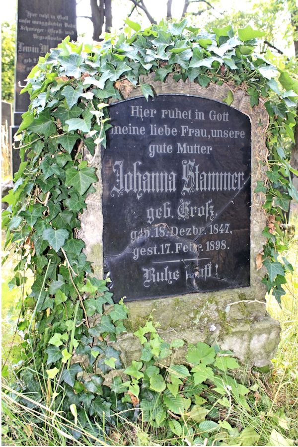 Grabstein Nummer 334 auf dem Friedhof Potsdam