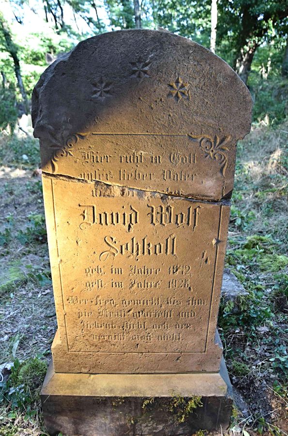 Grabstein Nummer 53 auf dem Friedhof Trzemeszno Lubuskie (Schermeisel)