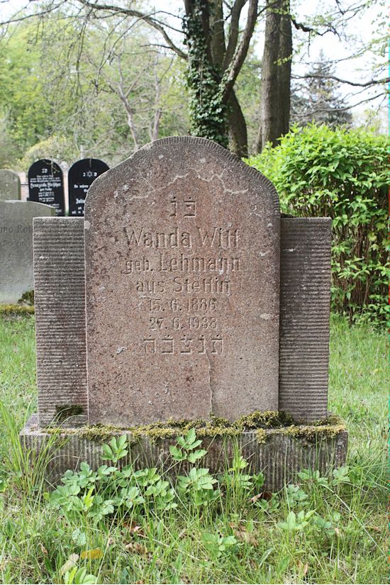 Grabstein Nummer 518 auf dem Friedhof Potsdam