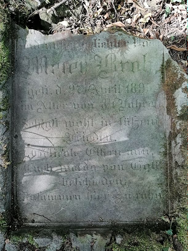 Grabstein Nummer 10 auf dem Friedhof Sulęcin (Zielenzig)