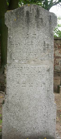 Grabstein Nummer 112 auf dem Friedhof Wriezen