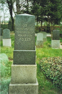 Grabstein Nummer 13 auf dem Friedhof Prenzlau
