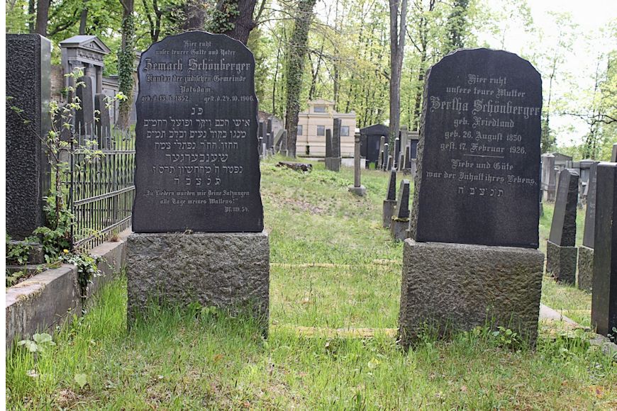 Grabstein Nummer 476 auf dem Friedhof Potsdam