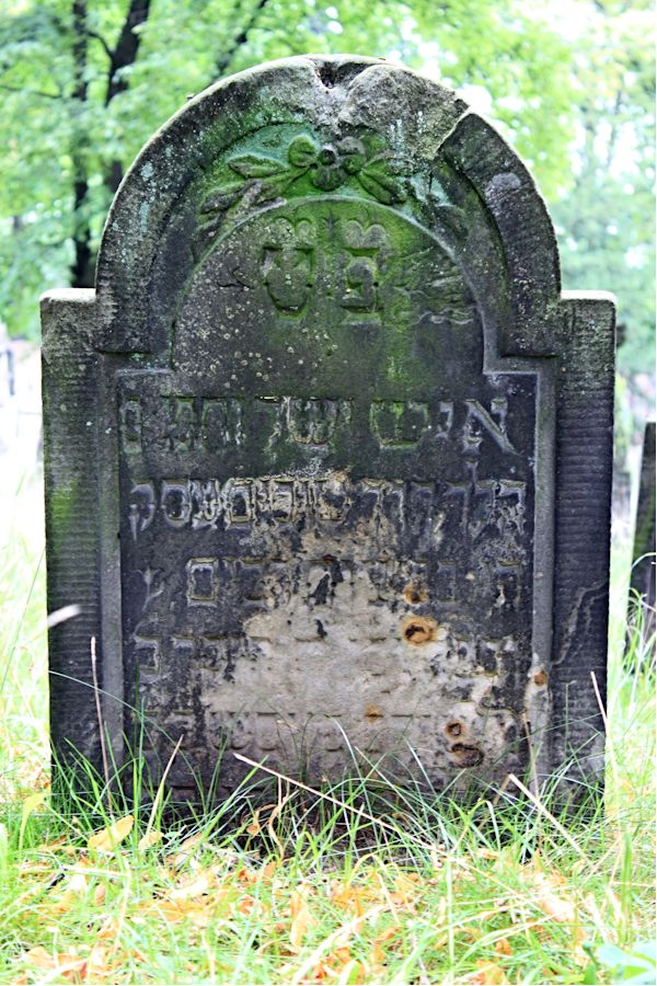 Grabstein Nummer 35 auf dem Friedhof Potsdam