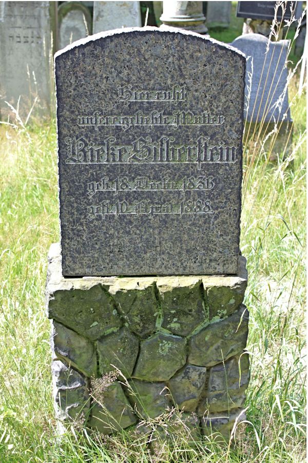 Grabstein Nummer 282 auf dem Friedhof Potsdam