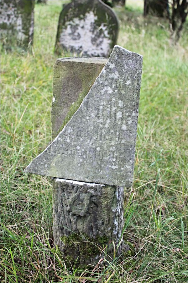Grabstein Nummer 390 auf dem Friedhof Potsdam