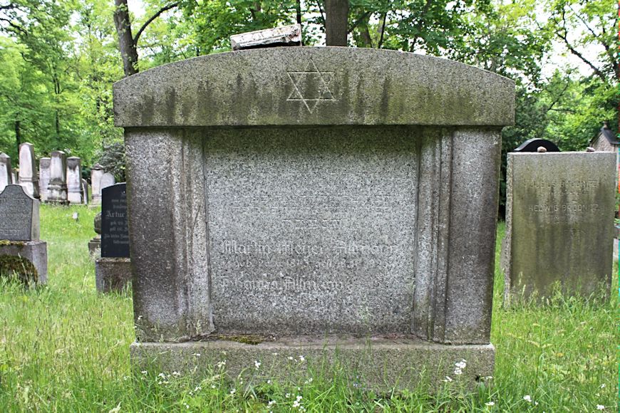 Grabstein Nummer 417 auf dem Friedhof Potsdam