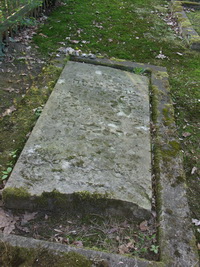 Grabstein Nummer 14 auf dem Friedhof Kremmen