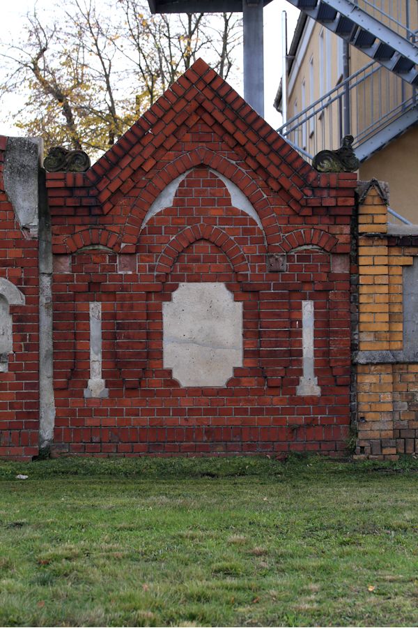 Grabstein Nummer 22 auf dem Friedhof Brandenburg
