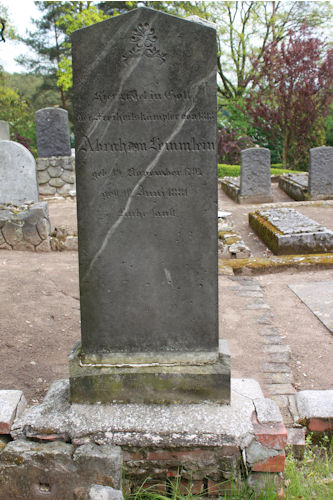 Grabstein Nummer 13 auf dem Friedhof Oderberg